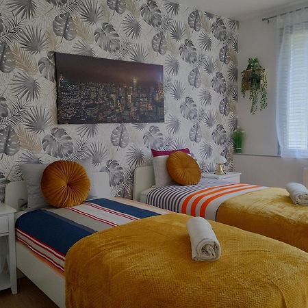 Appartement Le Tresor D'Amour نوايير-سور-شير المظهر الخارجي الصورة